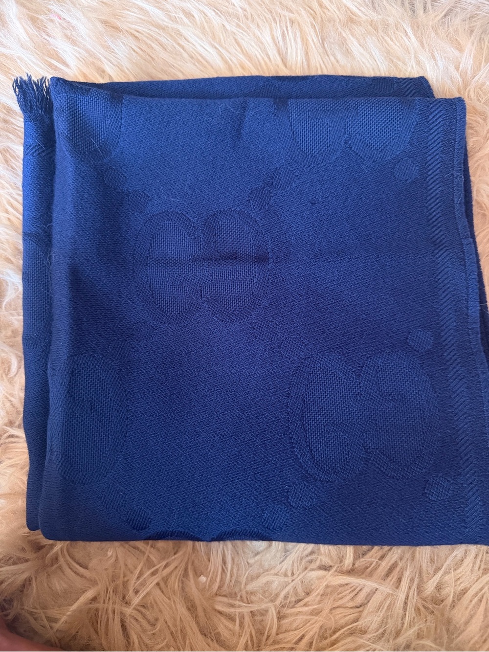 NWOT Gucci Navy Logo Jacquard Fringe Scarf - Picture 4 of 4